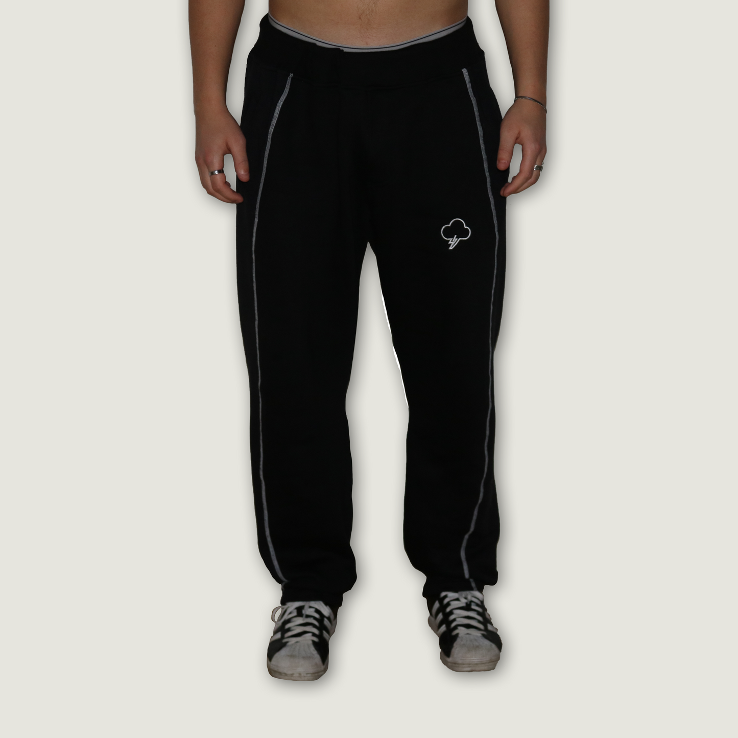 TRACKPANTS BLACK