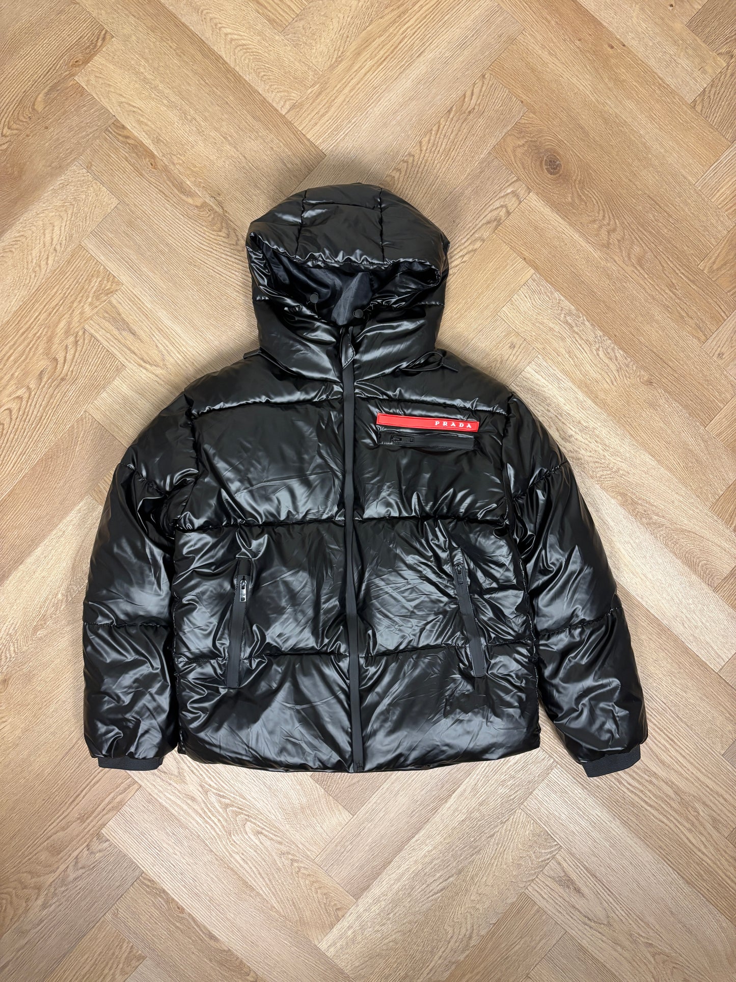 PRADA PUFFER (M)